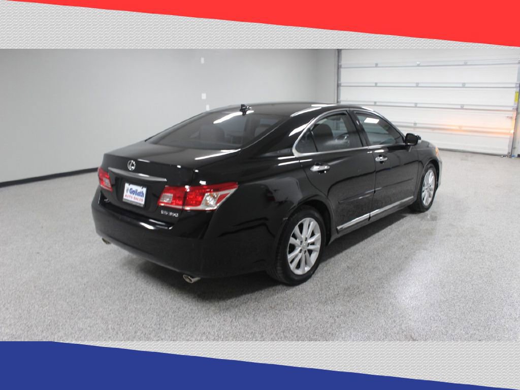 Used 2011 Lexus ES 350 image 2