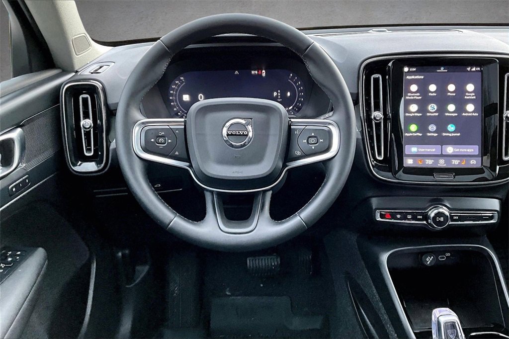 Used 2026 Volvo XC40 B5 Plus w/ Protection Package Premier image 8