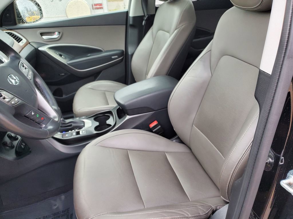 Used 2017 Hyundai Santa Fe SE w/ SE Ultimate Tech Package 03 image 14