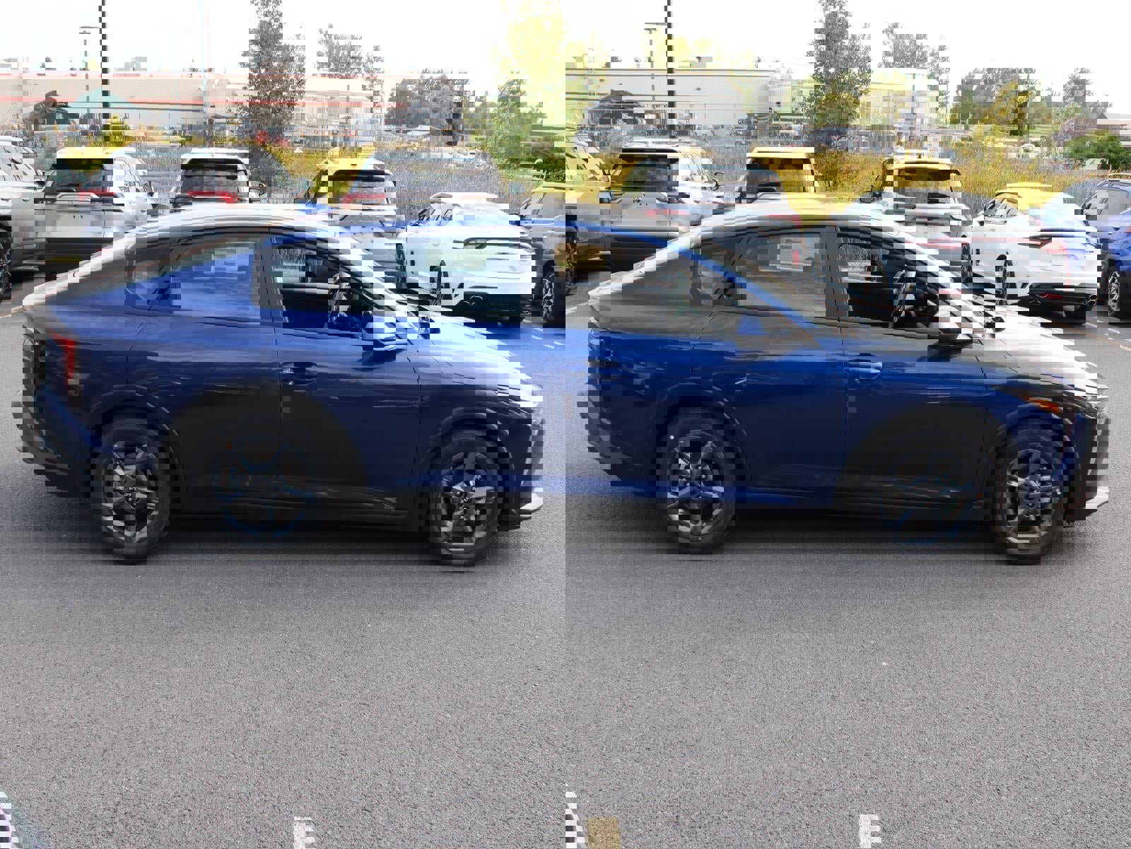 New 2025 Kia K4 LXS image 4