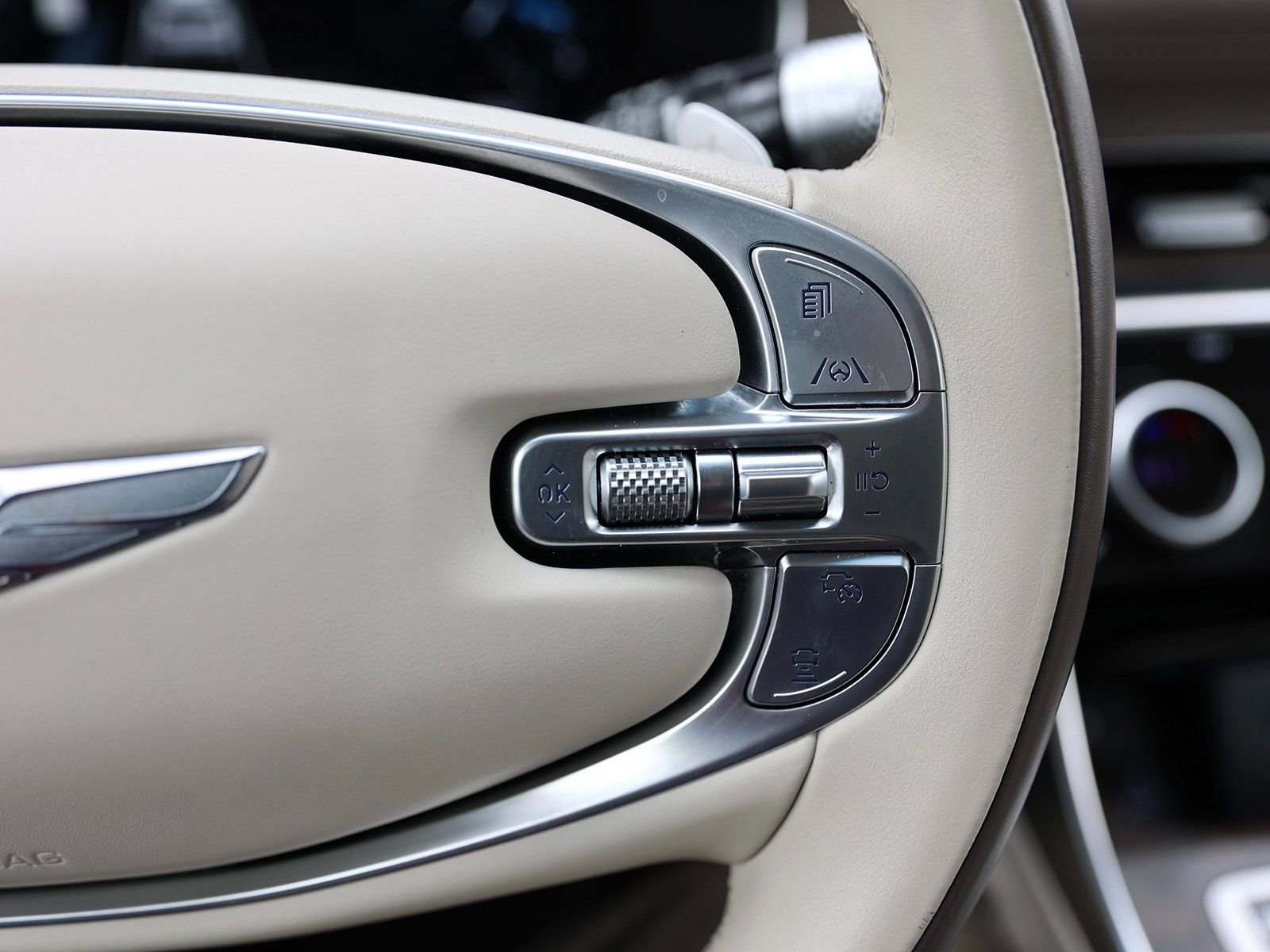 Used 2024 Genesis GV80 3.5T Prestige Signature image 43