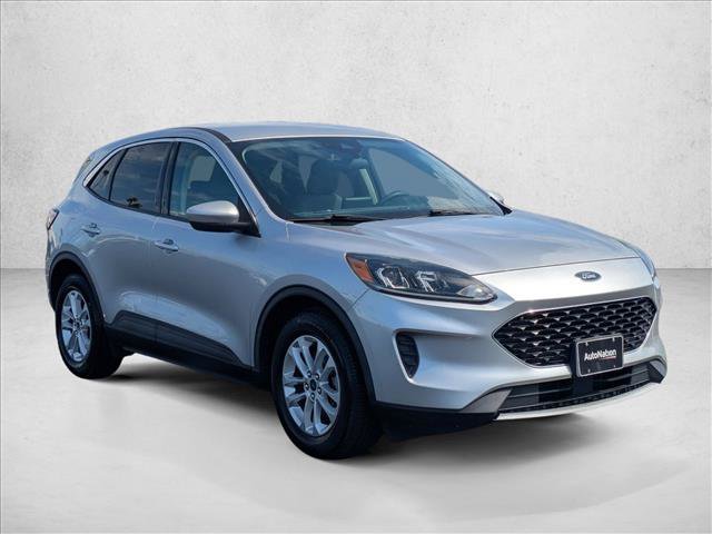 Certified 2020 Ford Escape SE FWD image 3
