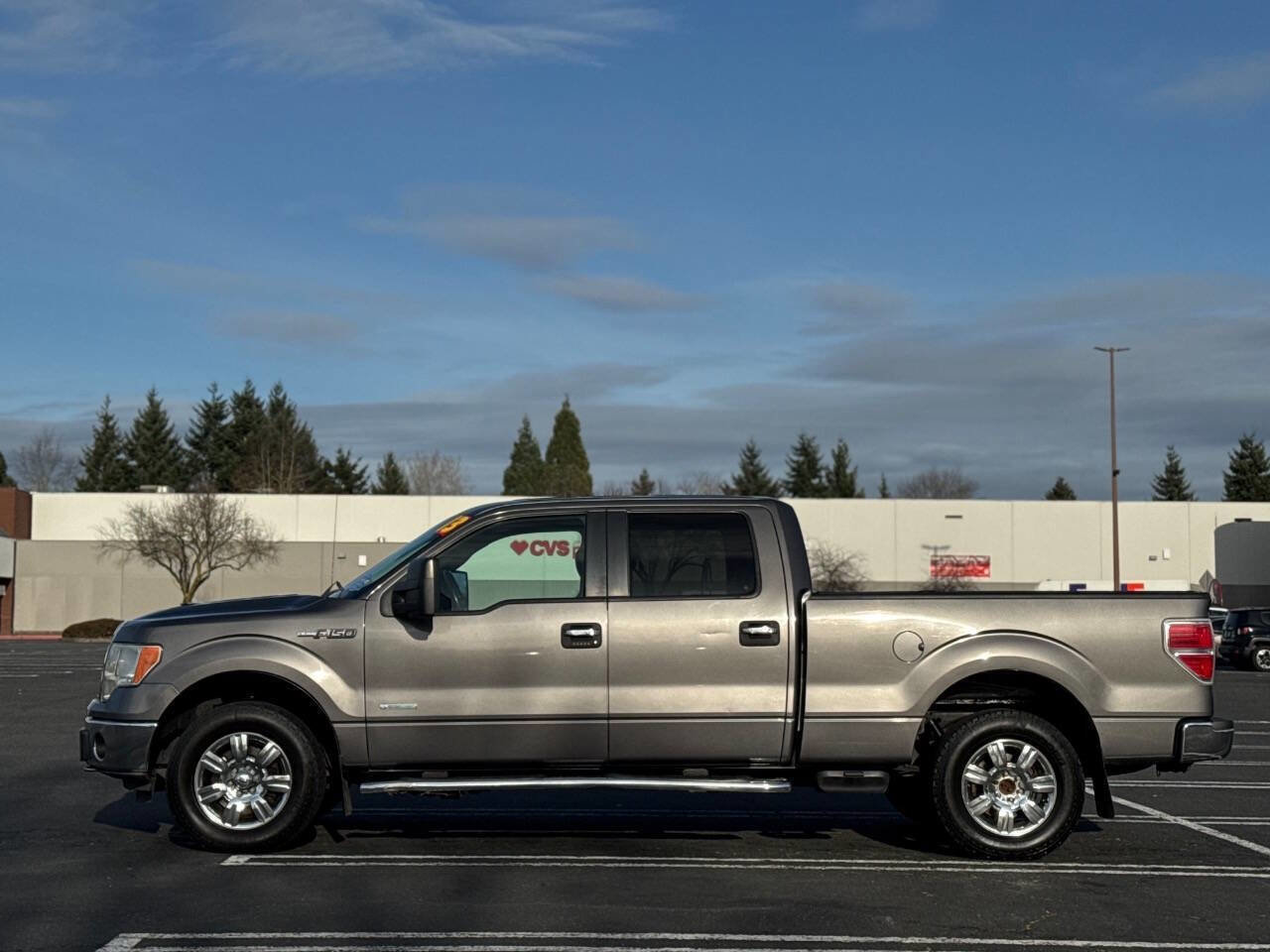 Used 2013 Ford F150 XLT w/ Luxury Equipment Group AWD/4WD image 7