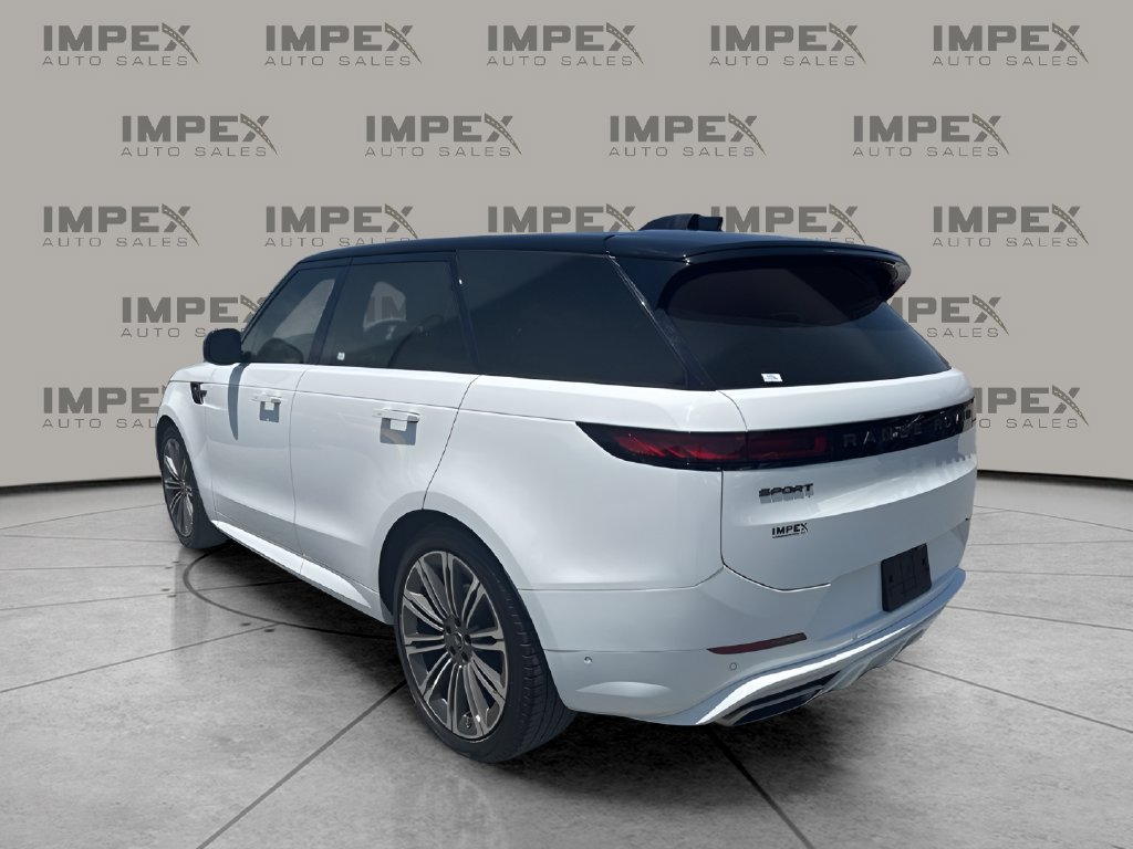 Used 2024 Land Rover Range Rover Sport Dynamic SE AWD/4WD image 3