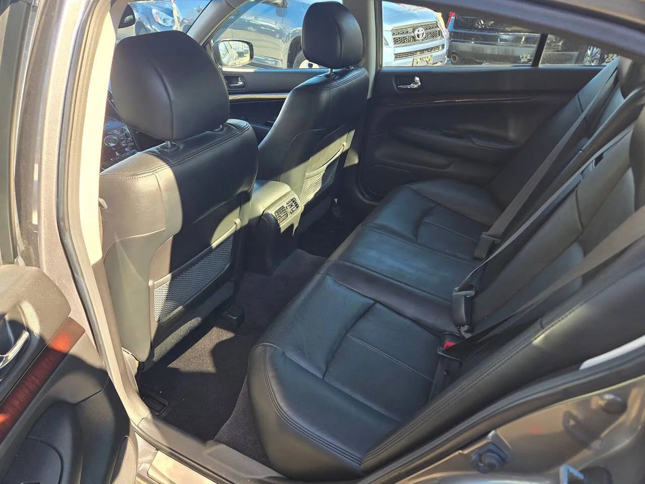 Used 2013 INFINITI G37 x Sedan w/ Premium Pkg AWD/4WD image 36