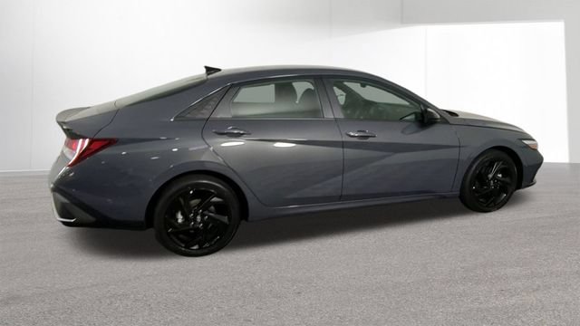 New 2026 Hyundai Elantra Sport FWD image 9