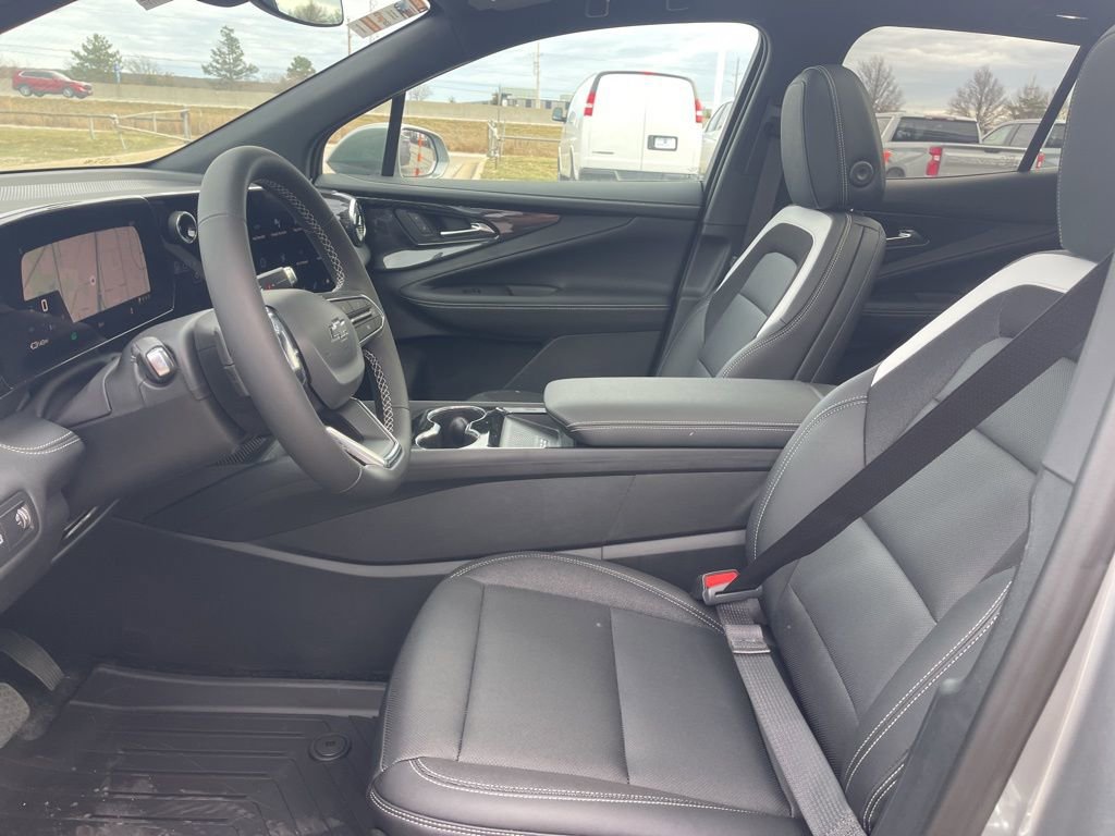 New 2026 Chevrolet Blazer EV LT image 18