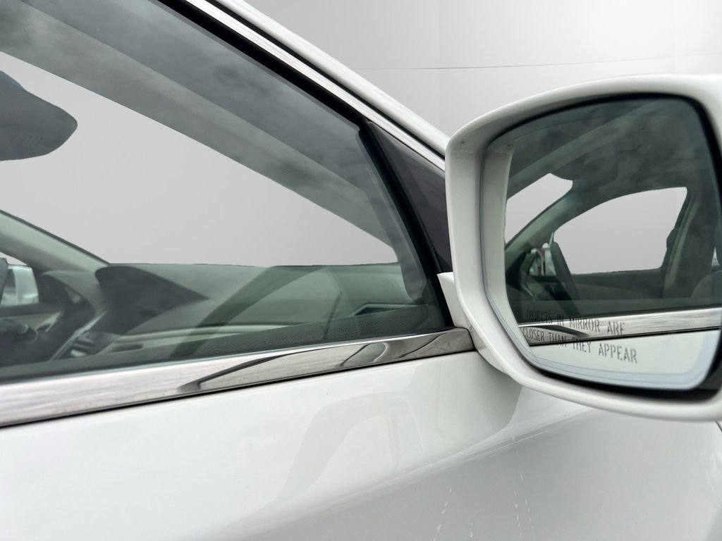 Used 2016 Acura RLX Sport Hybrid w/ Advance Pkg image 12