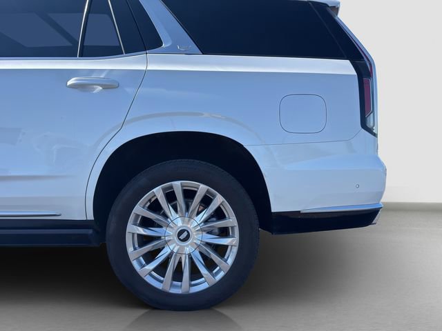 Used 2024 Cadillac Escalade Premium Luxury w/ Performance Package image 22