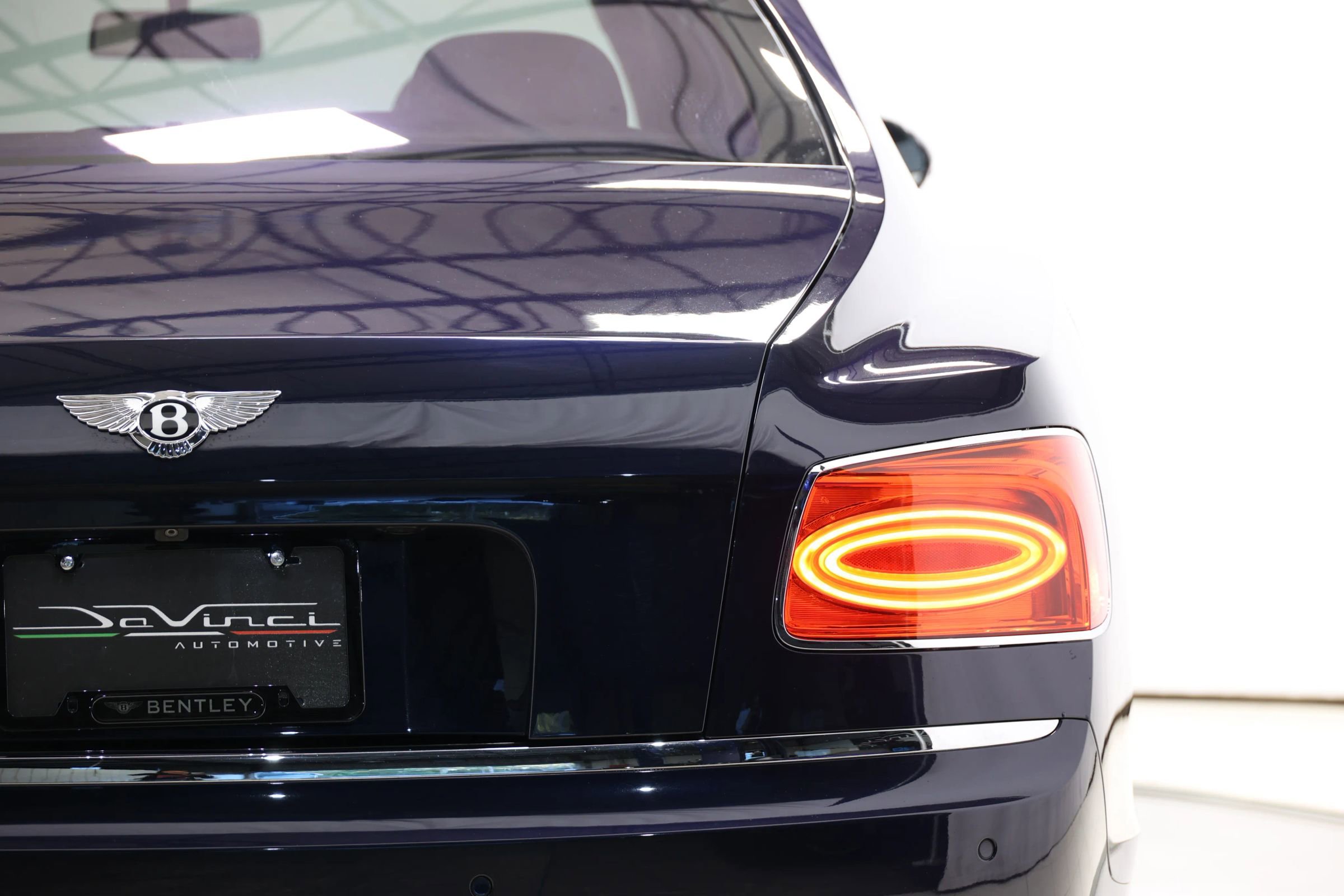 Used 2014 Bentley Flying Spur W12 image 56