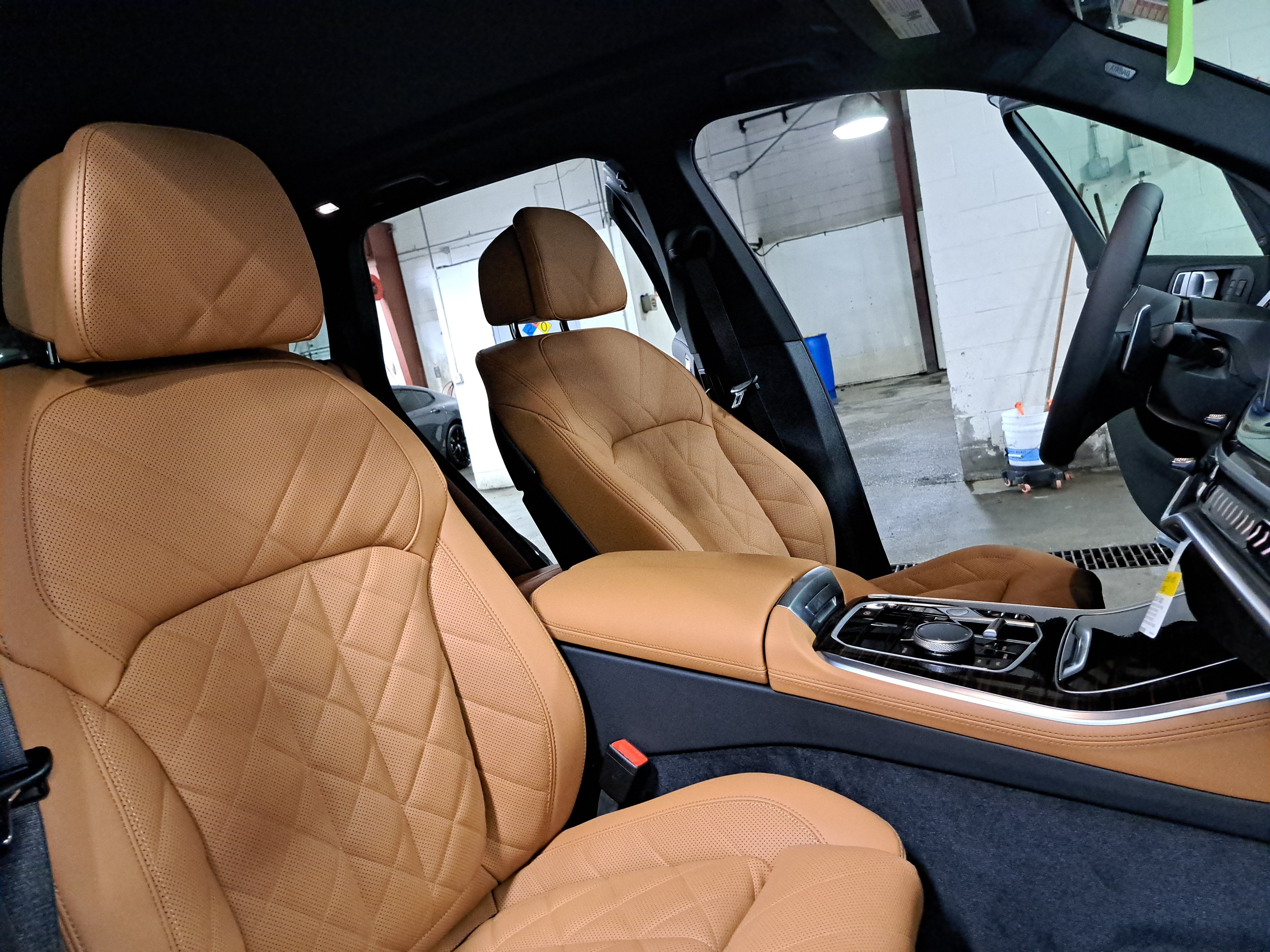 New 2026 BMW X5 xDrive40i w/ M Sport Package AWD/4WD image 10