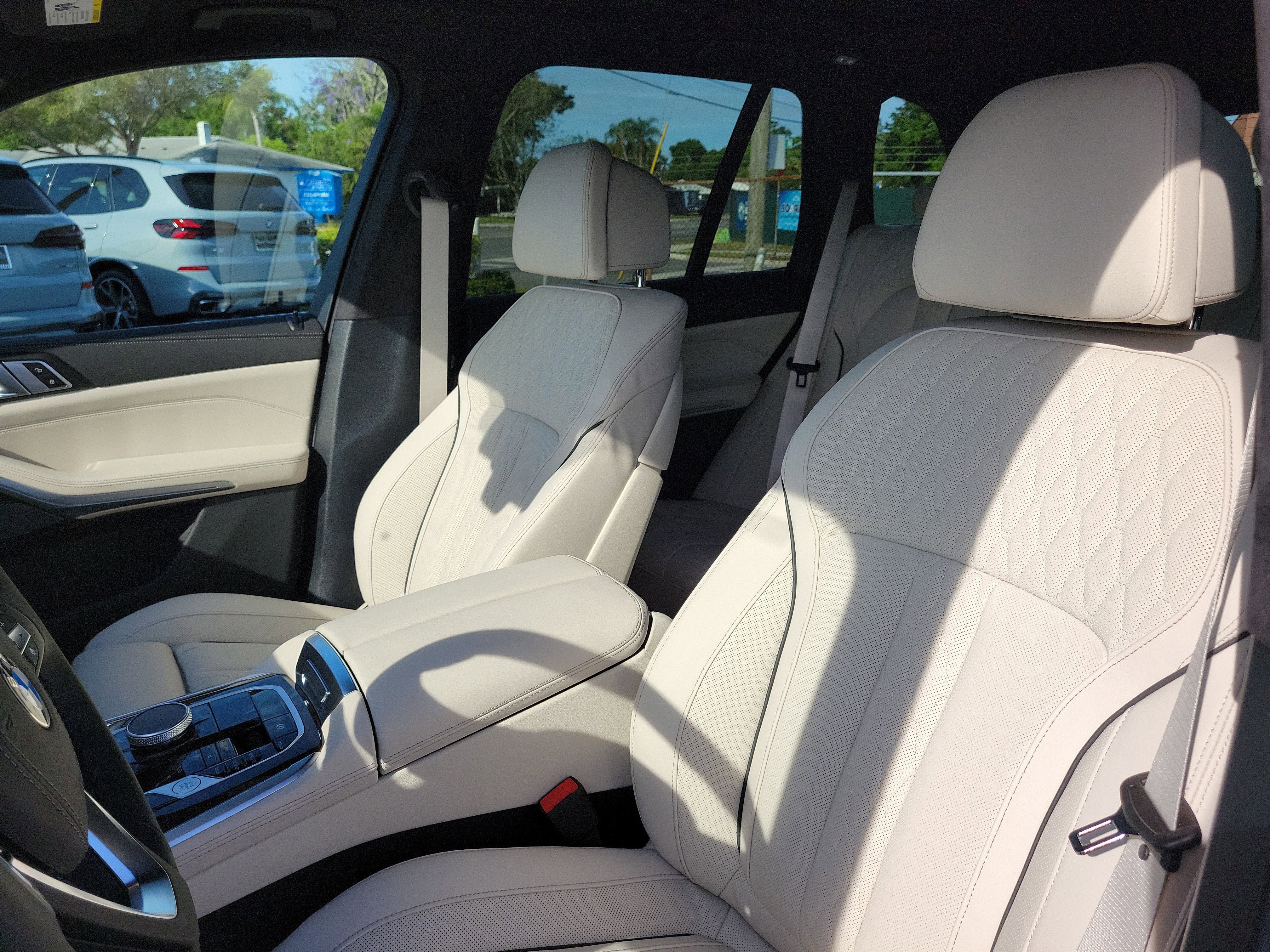New 2026 BMW X5 sDrive40i w/ Climate Comfort Package image 17