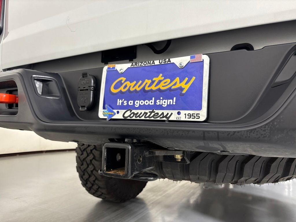 Used 2023 Jeep Gladiator Mojave w/ Cold Weather Group AWD/4WD image 12