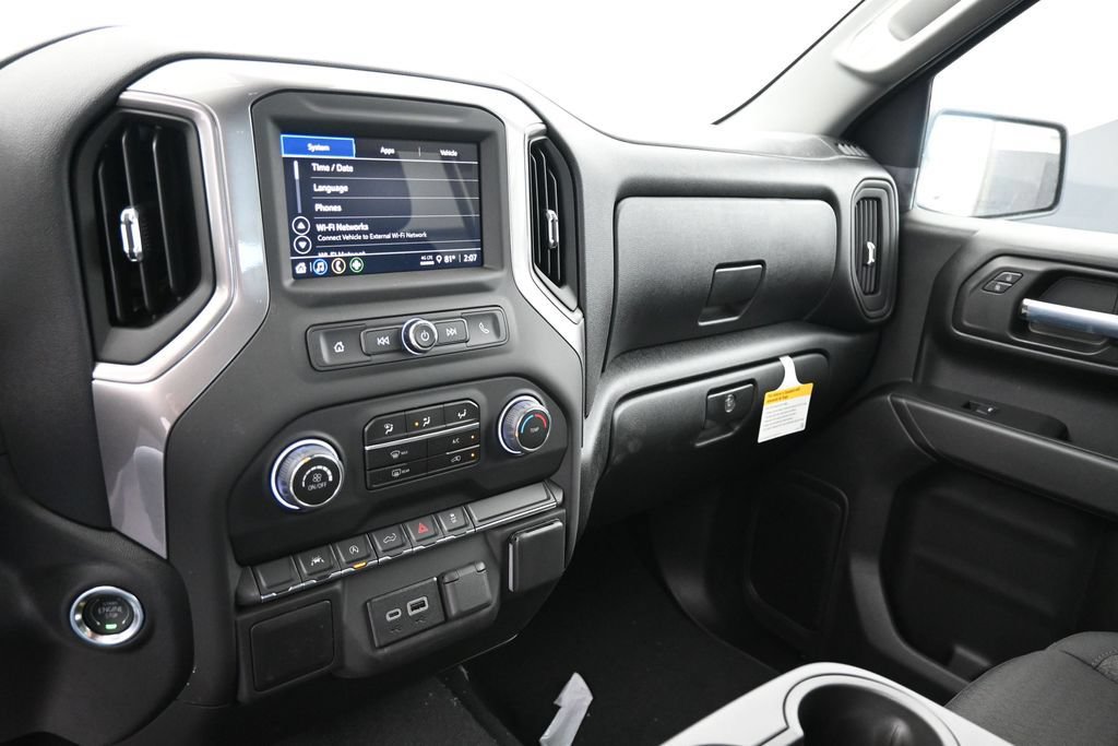 New 2026 Chevrolet Silverado 1500 Custom w/ Turbomax Blackout Package AWD/4WD image 16