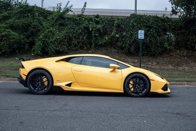 Used 2015 Lamborghini Huracan LP 610-4 image 47