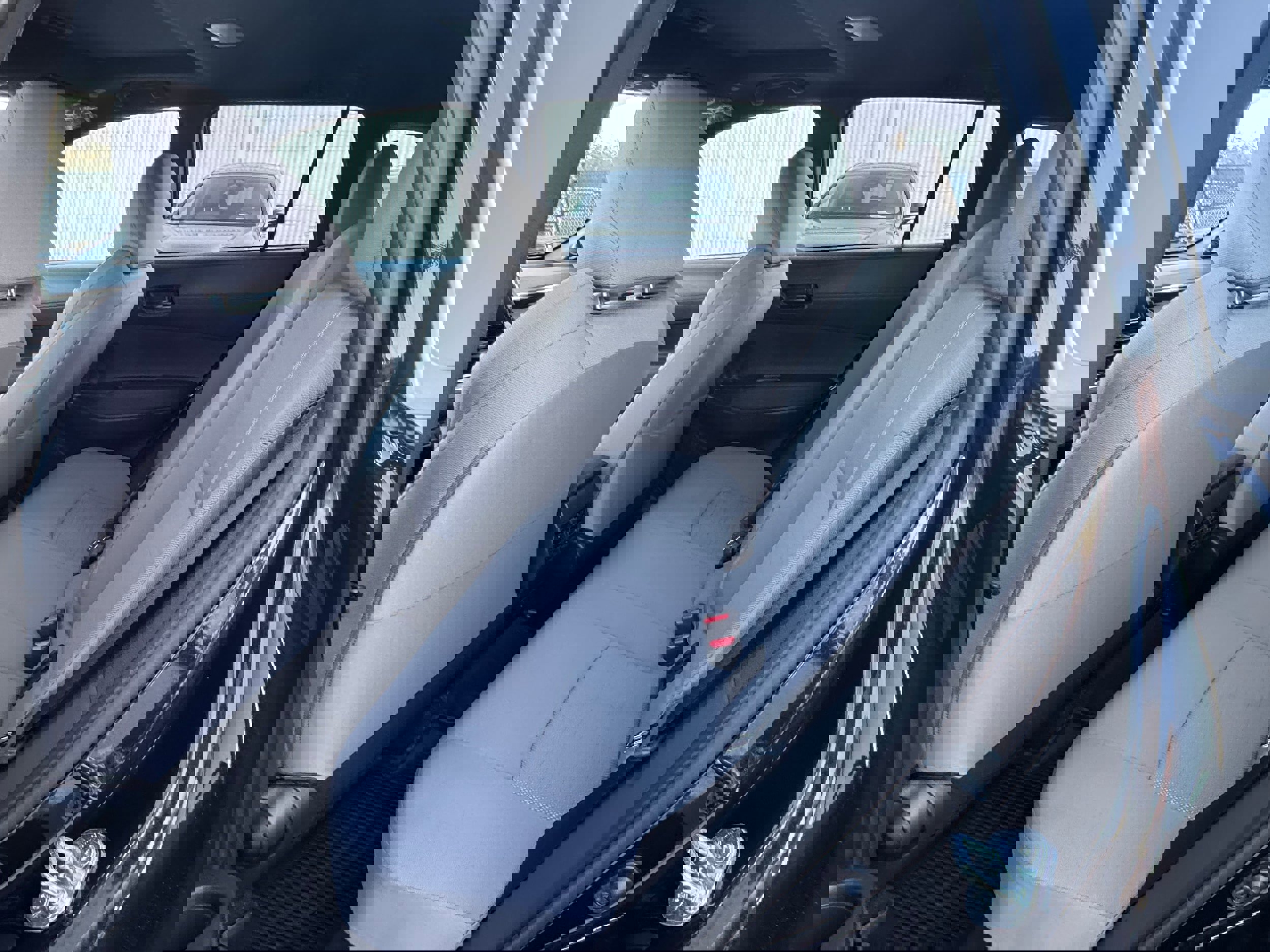 Used 2025 Toyota Corolla Cross AWD Hybrid image 11