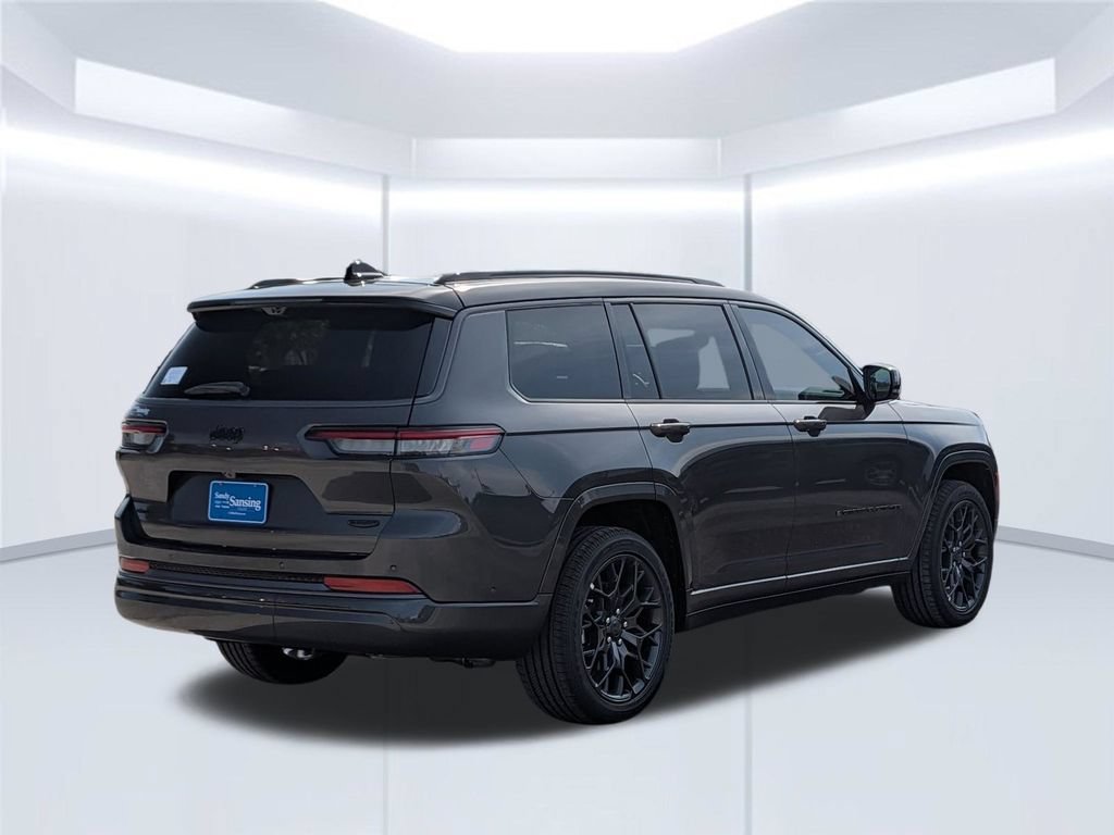 New 2026 Jeep Grand Cherokee L Summit w/ Obsidian Package AWD/4WD image 7