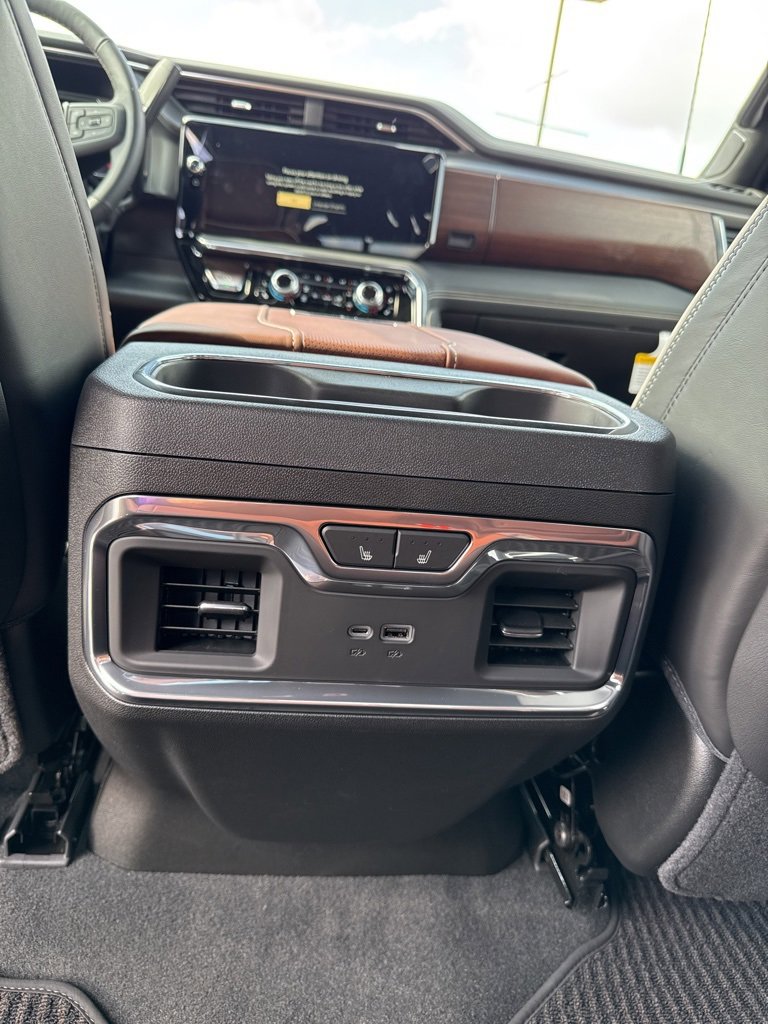 New 2026 GMC Sierra 3500 Denali Ultimate image 8
