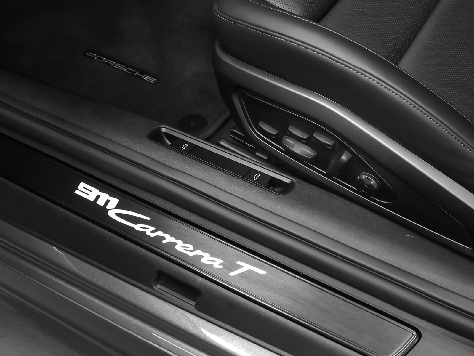 Certified 2026 Porsche 911 Carrera T RWD image 41