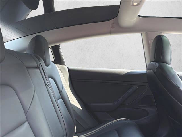 Used 2020 Tesla Model 3 Long Range image 19