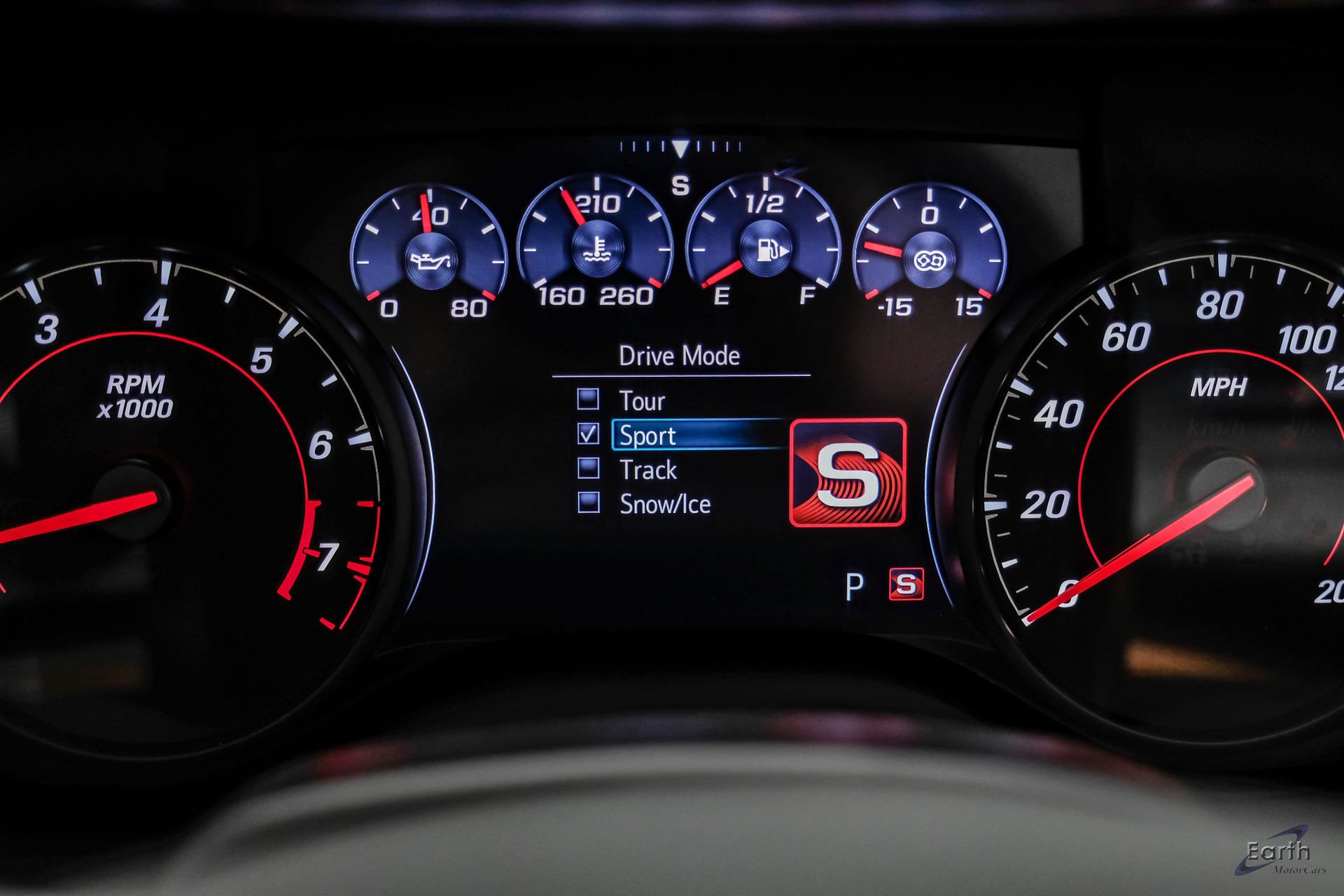 Used 2024 Chevrolet Camaro ZL1 RWD image 88