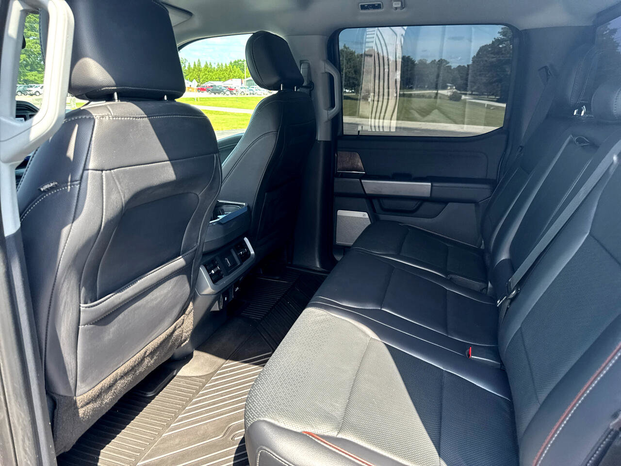 Used 2021 Ford F150 Lariat image 13