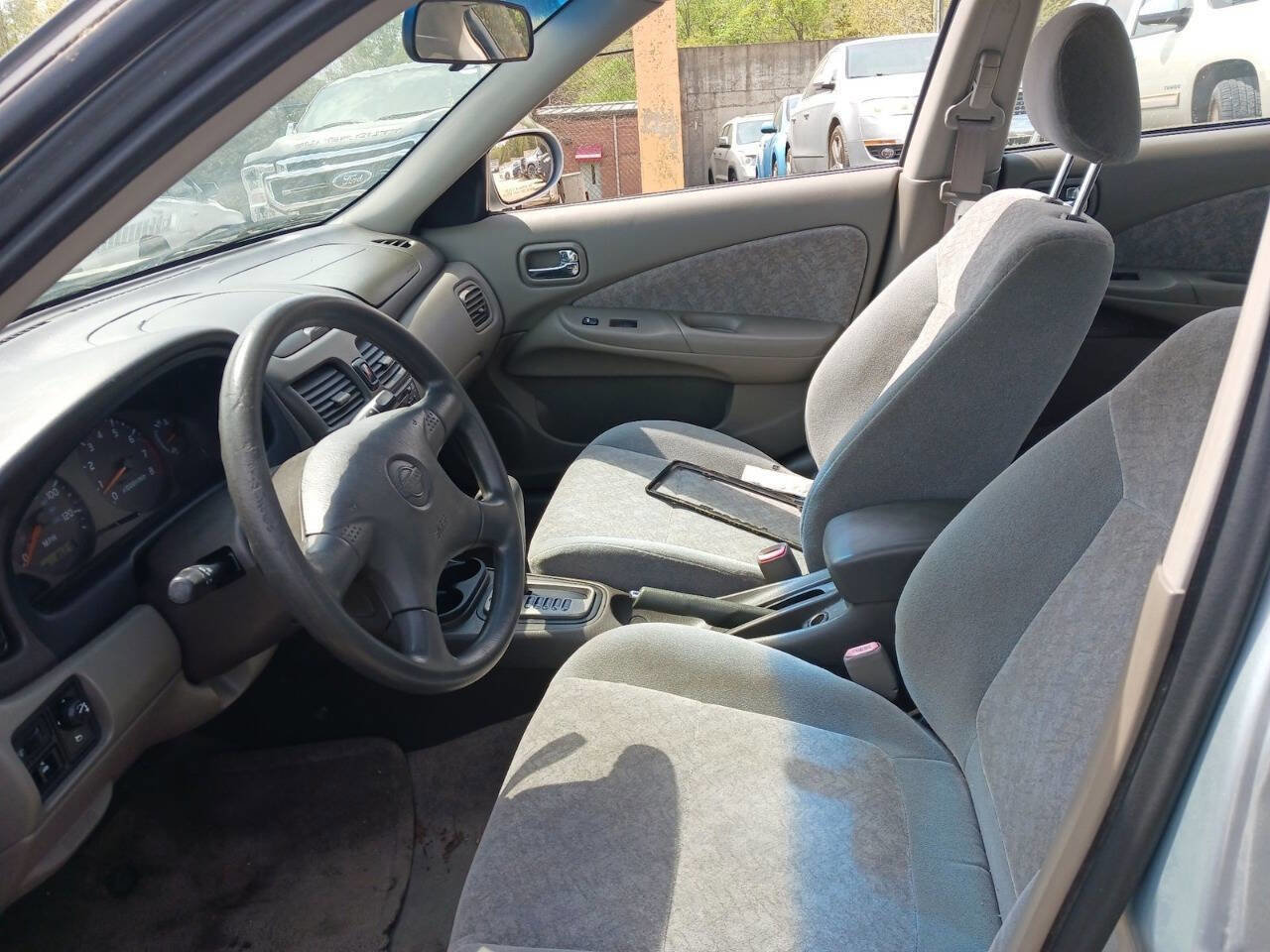 Used 2002 Nissan Sentra GXE image 9