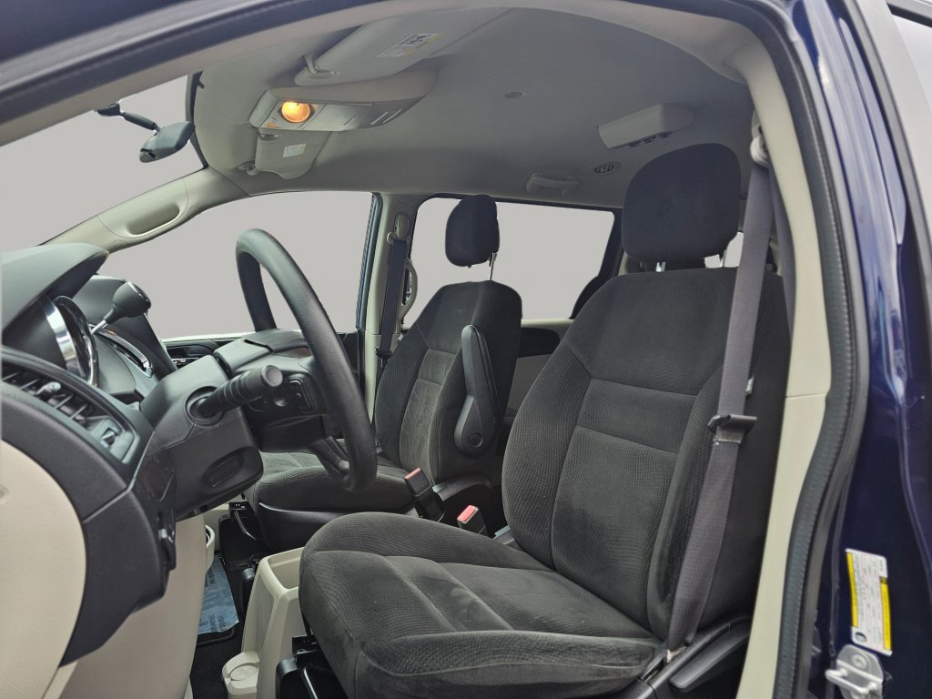 Used 2016 Dodge Grand Caravan SE w/ Quick Order Package 29E SE image 20