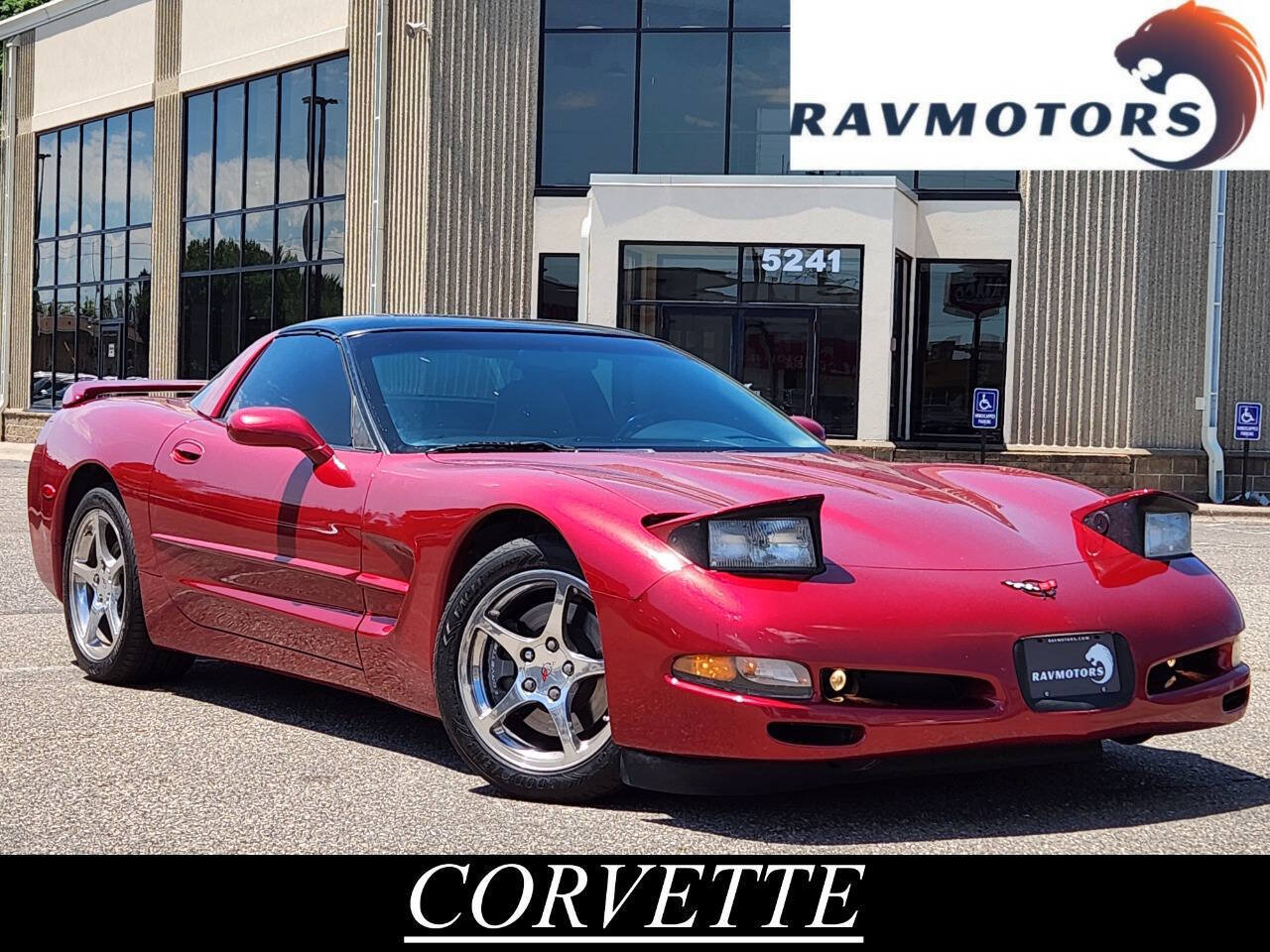 Used 2002 Chevrolet Corvette Coupe w/ Preferred Equipment Group2