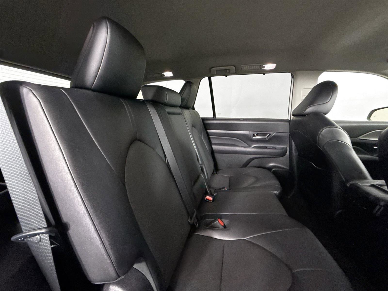 Certified 2024 Toyota Grand Highlander XLE image 50