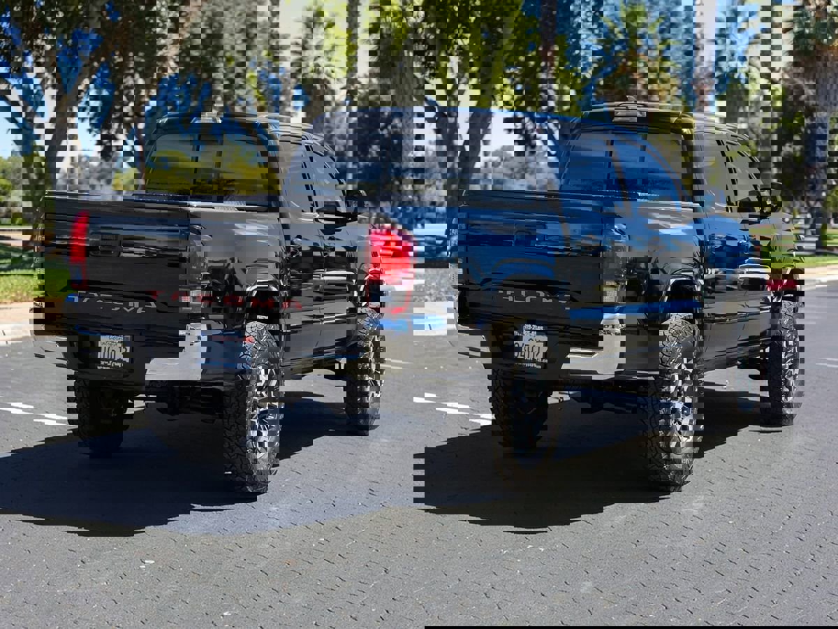 Used 2018 Toyota Tacoma SR5 image 7