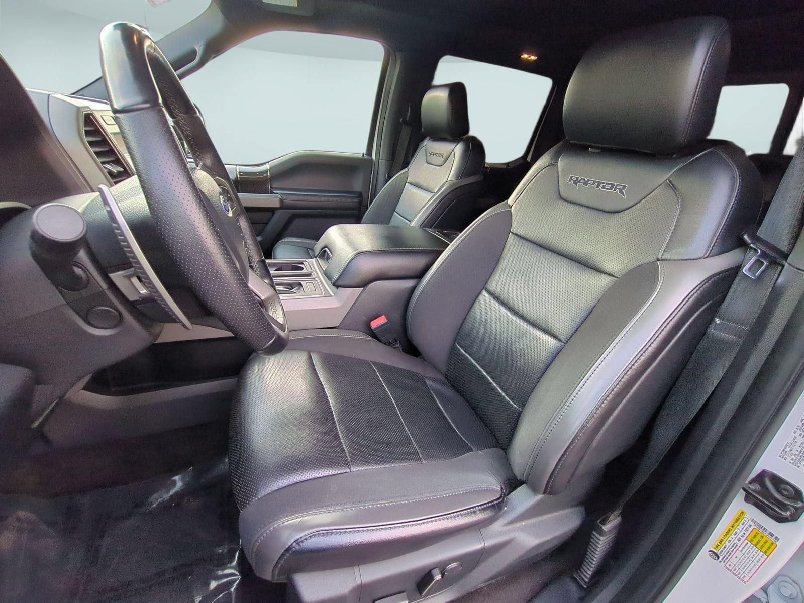 Used 2020 Ford F150 Raptor w/ Equipment Group 802A Luxury AWD/4WD image 15