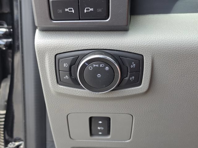 Used 2020 Ford F250 XLT w/ XLT Premium Package AWD/4WD image 29