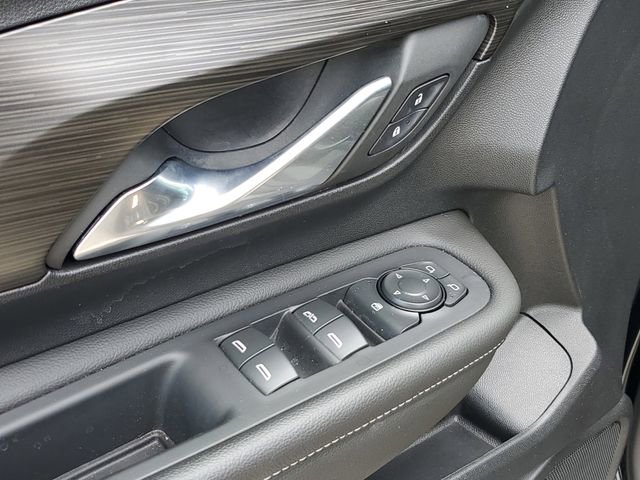 Used 2022 GMC Terrain SLE w/ Driver Convenience Package image 17