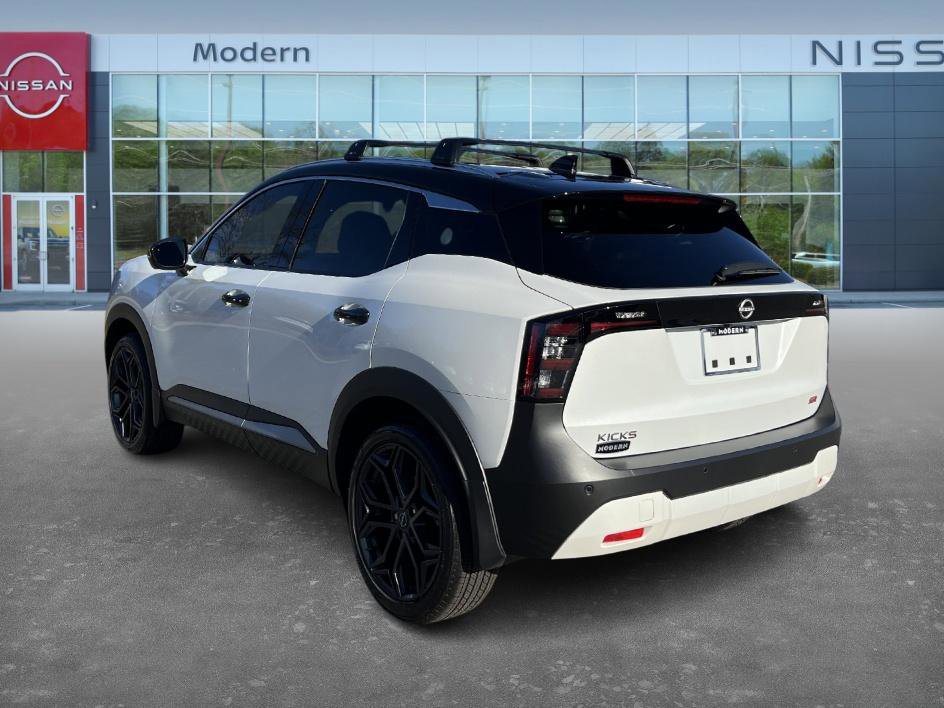 Certified 2025 Nissan Kicks SR w/ SR Premium Package image 7