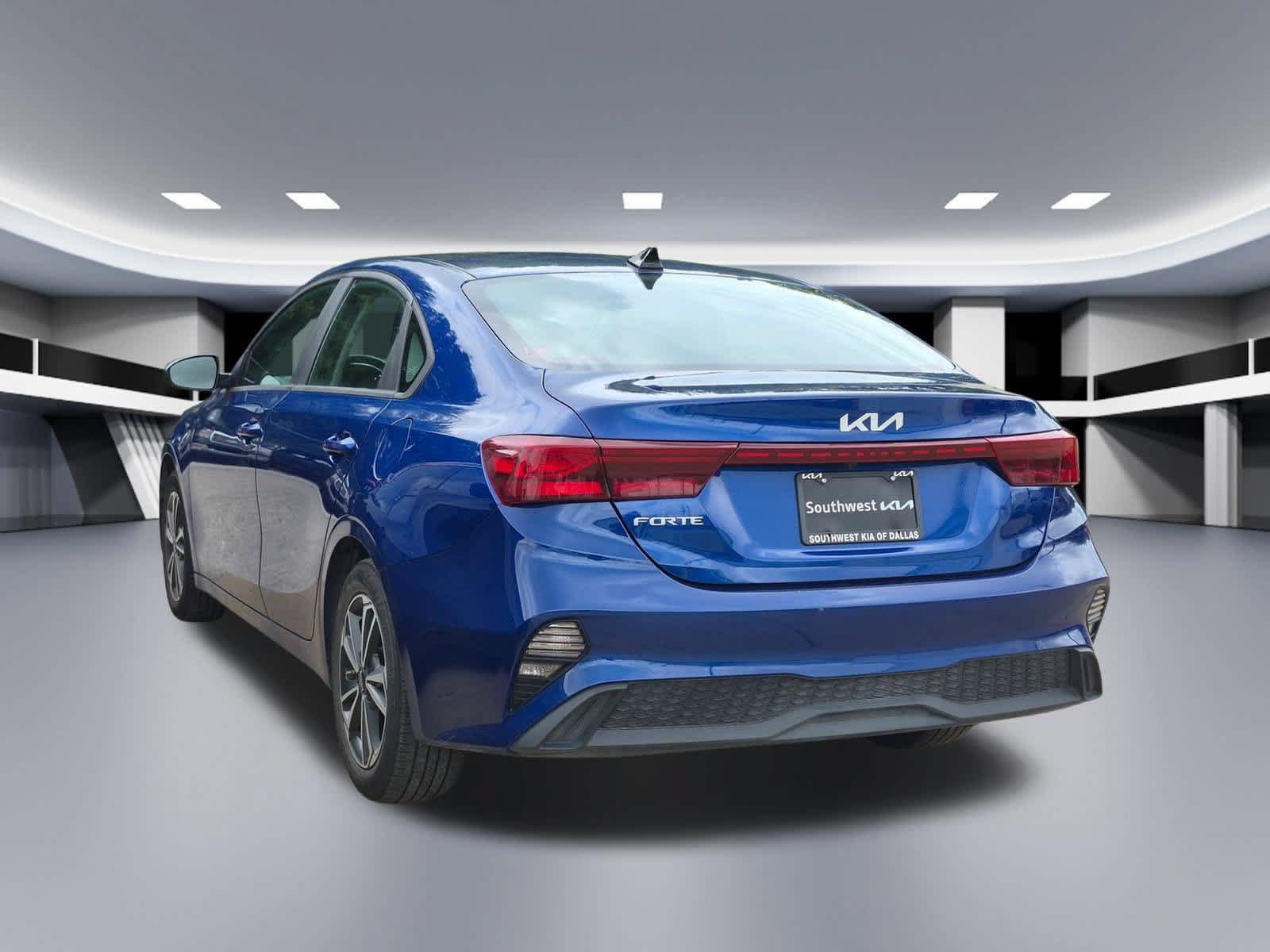Certified 2024 Kia Forte LXS FWD image 3