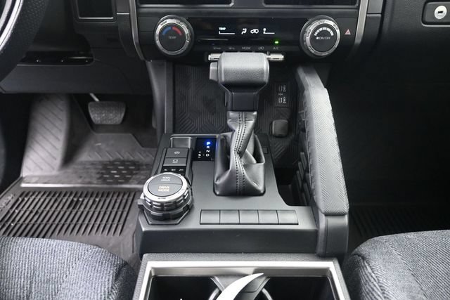 Used 2025 Toyota 4Runner SR5 AWD/4WD image 13