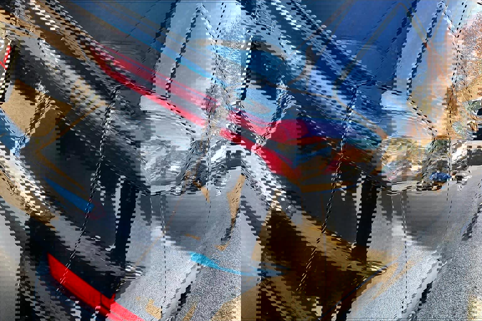 Used 2022 Chevrolet Bolt EUV Premier w/ Sun & Sound Package image 29