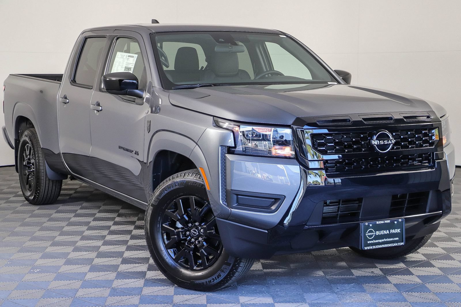New 2027 Nissan Frontier SV w/ Tow Package
