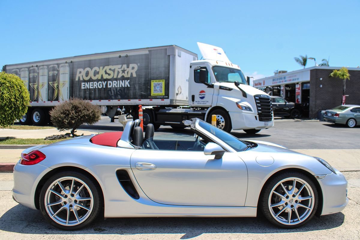 Used 2014 Porsche Boxster RWD image 8