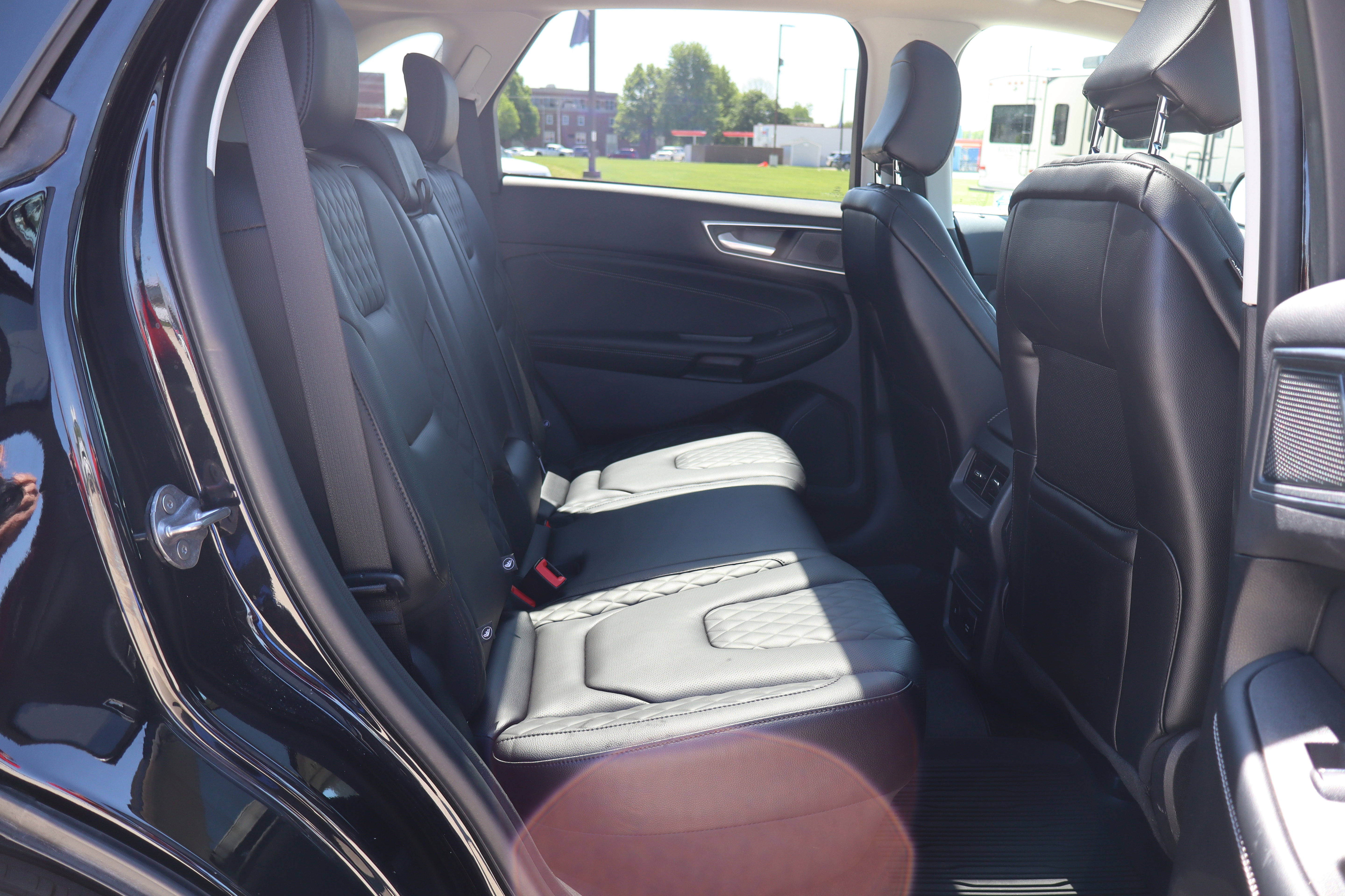 Used 2024 Ford Edge Titanium w/ Equipment Group 301A AWD/4WD image 12