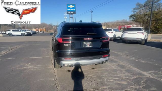 Used 2025 GMC Acadia Elevation image 7