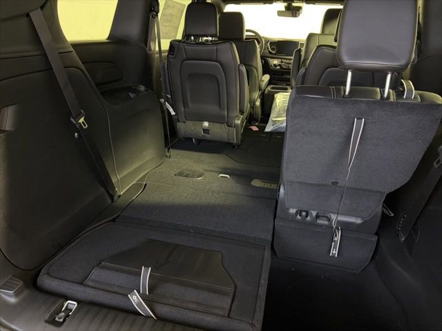 New 2026 Chrysler Voyager LX FWD image 11