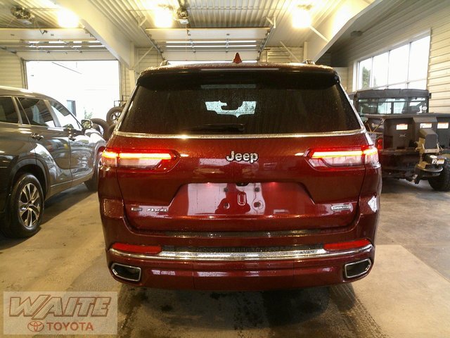 Used 2022 Jeep Grand Cherokee L Overland image 3