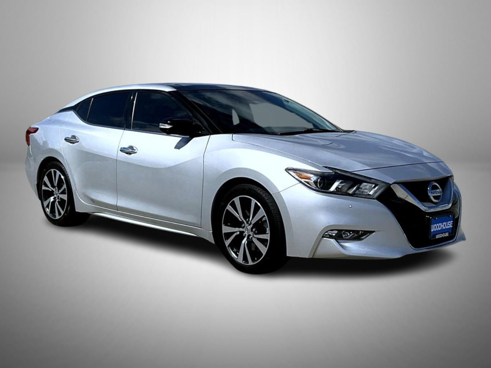 Used 2017 Nissan Maxima Platinum FWD image 3