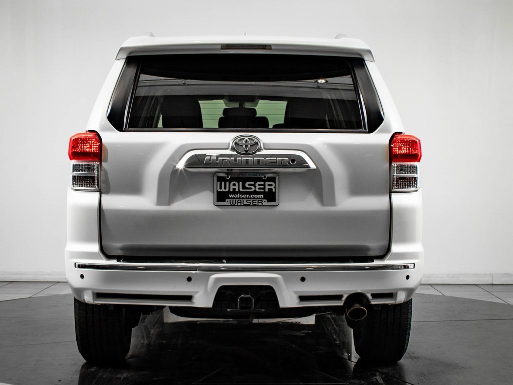 Used 2013 Toyota 4Runner SR5 image 7