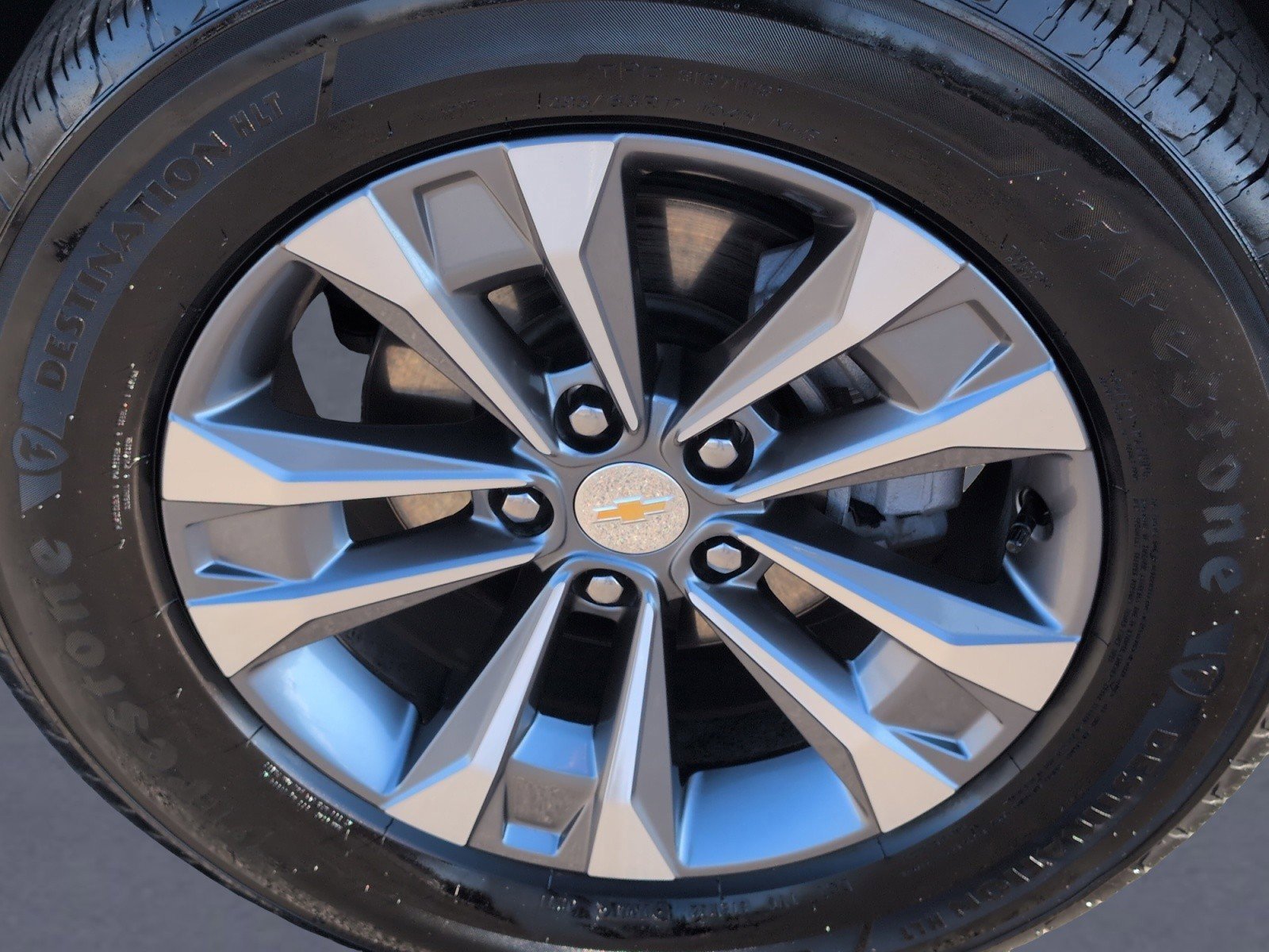 Used 2025 Chevrolet Equinox LT w/ Convenience Package II image 40