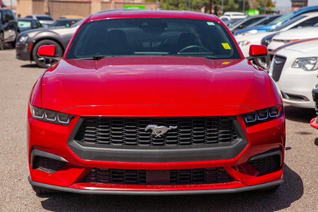 Used 2024 Ford Mustang Coupe image 3