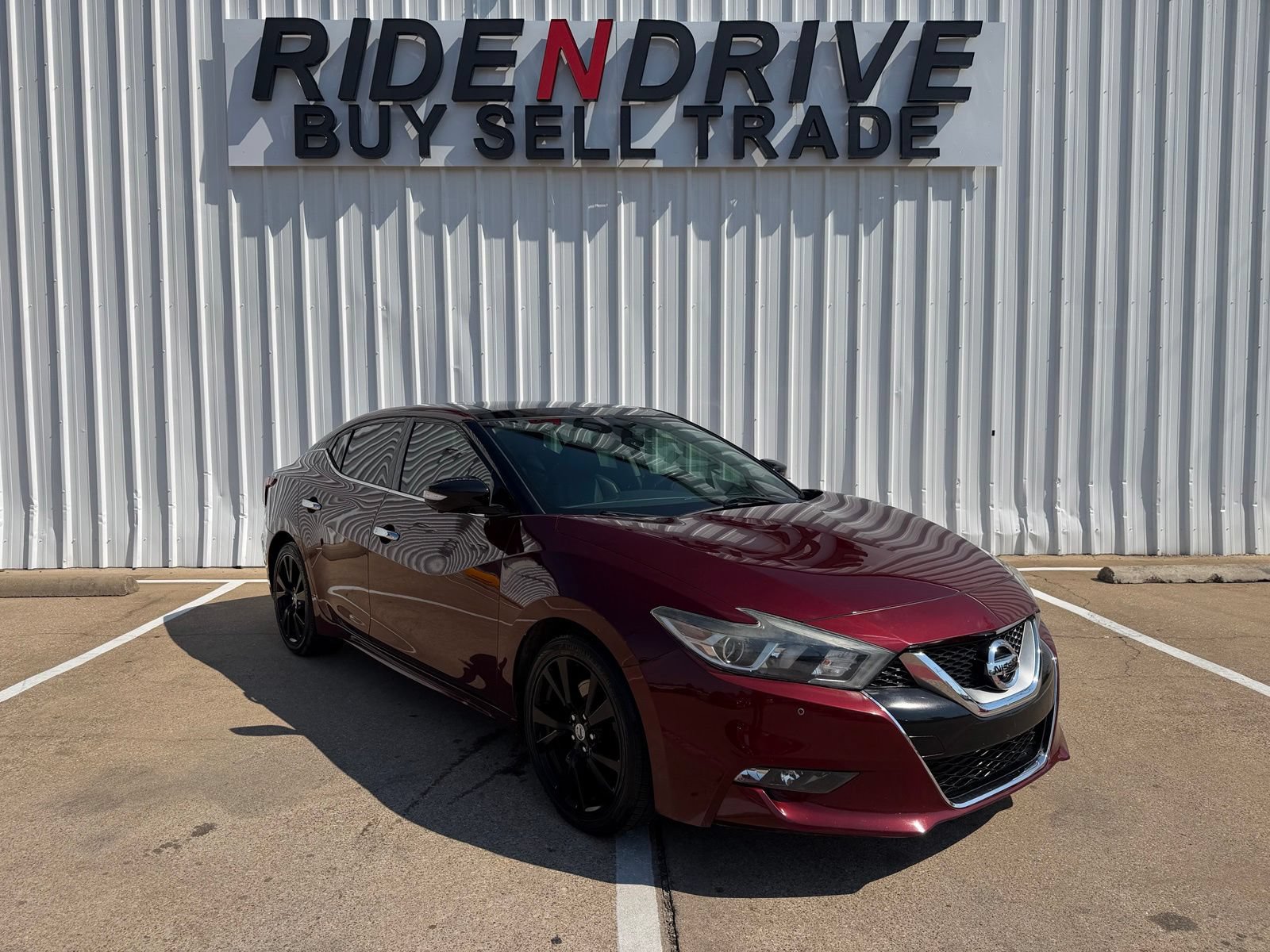 Used 2017 Nissan Maxima Platinum FWD image 9