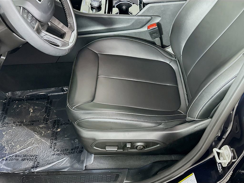 Certified 2023 Jeep Grand Cherokee Limited image 31